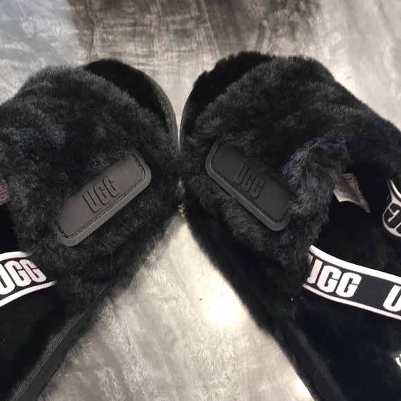 BNWOT UGGS K DISCO SLIDE - Picture 7 of 7